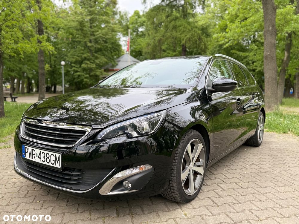 Peugeot 308 PureTech 130 GPF EAT8 Stop & Start Allure Pack - 11