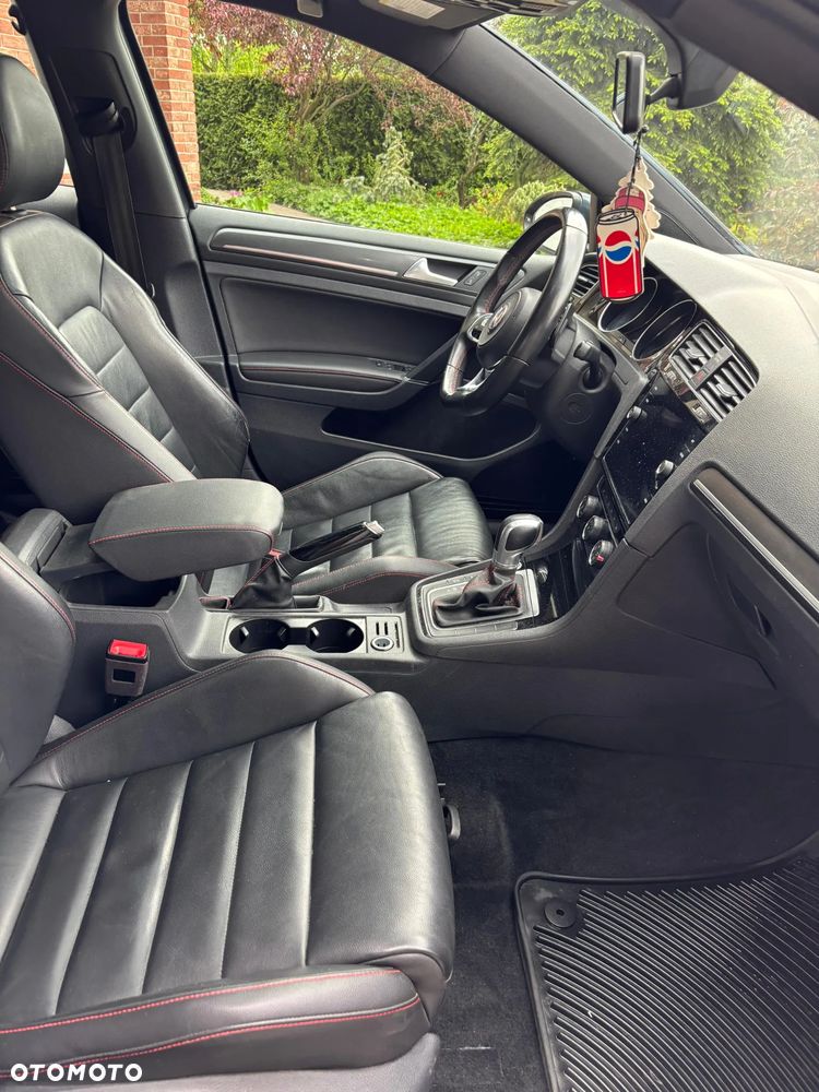 Volkswagen Golf 2.0 TSI BMT GTI Performance DSG - 10