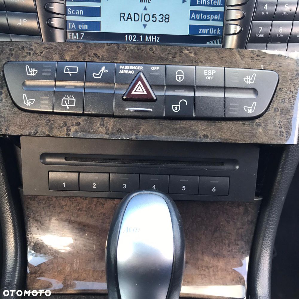 Mercedes-Benz Klasa E 320 CDI T Avantgarde - 11