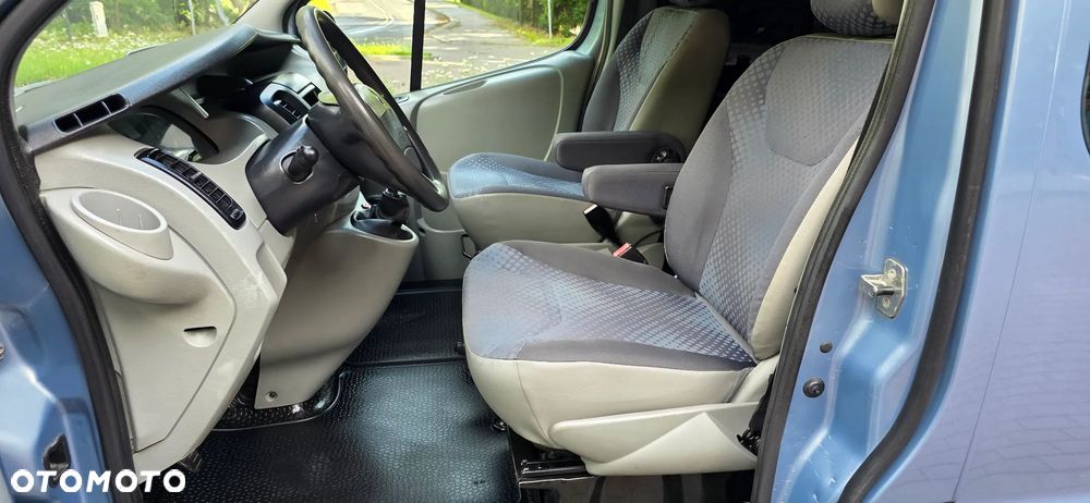 Renault Trafic - 10