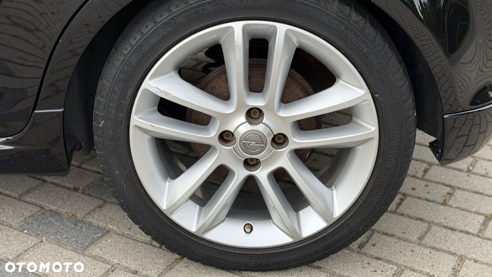 Opel Corsa 1.4 16V Cosmo - 28