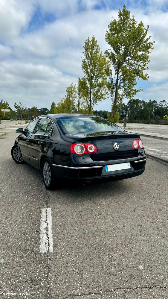 VW Passat 1.6 FSi Comfortline - 4