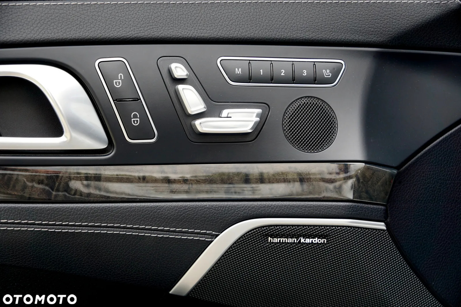 Mercedes-Benz SL 500 7G-TRONIC - 17