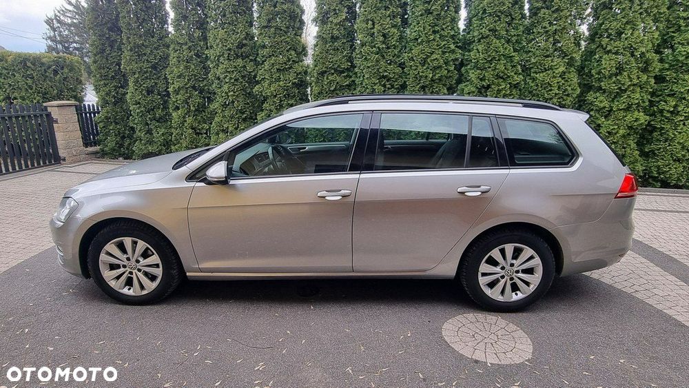 Volkswagen Golf - 3