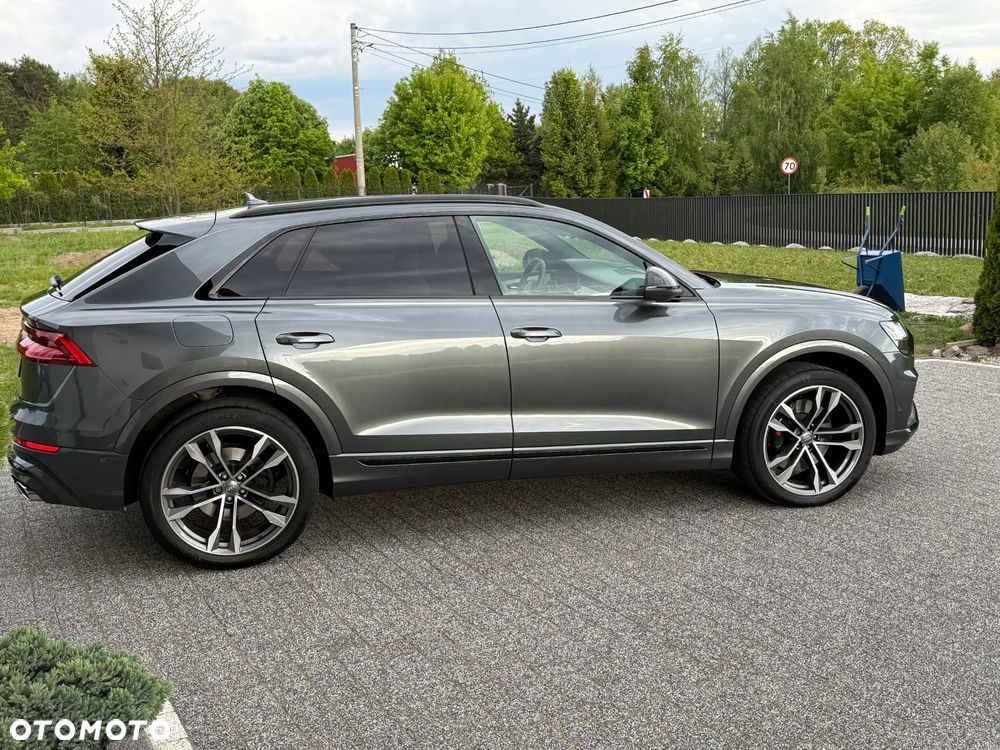 Audi SQ8 - 27