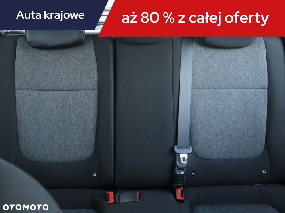 Kia Stonic - 12