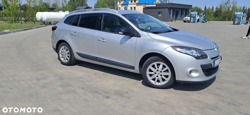 Renault Megane 1.5 dCi Dynamique EDC - 2