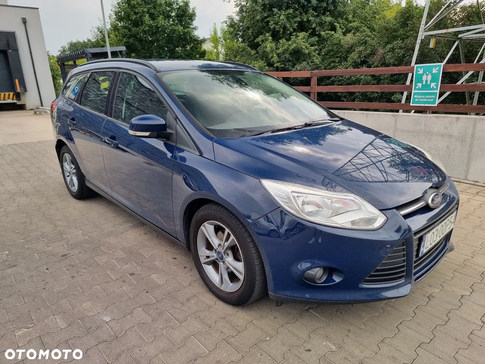 Ford Focus 1.6 TDCi DPF SYNC Edition - 3