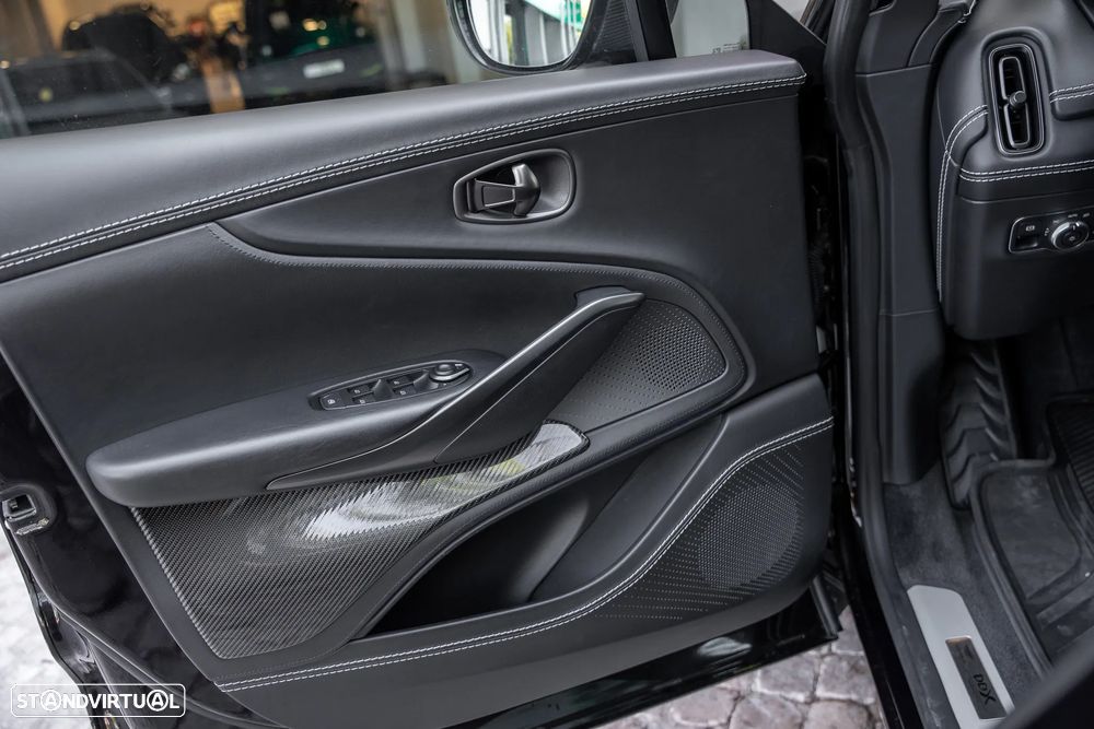 Aston Martin DBX 707 - 34