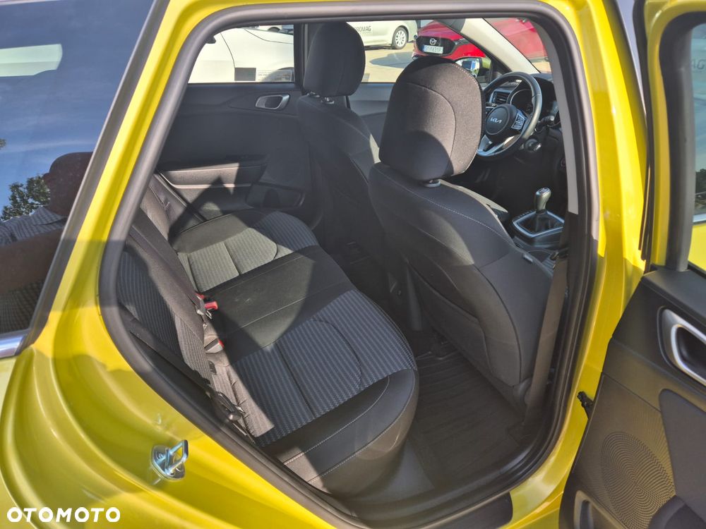 Kia Ceed 1.5 T-GDI M - 16