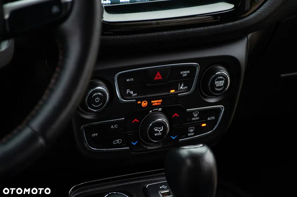 Jeep Compass 1.4 MultiAir Active Drive Automatik Limited - 33