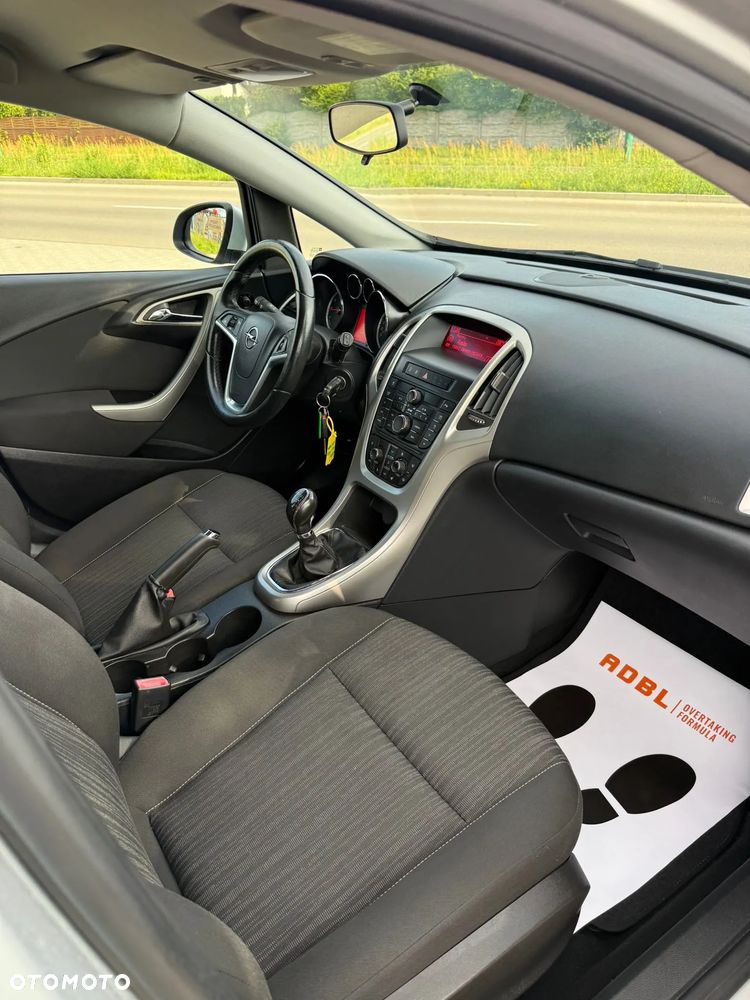 Opel Astra 1.4 Turbo - 8