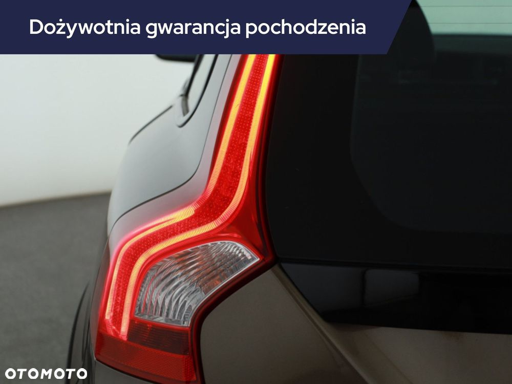 Volvo V60 Cross Country - 21