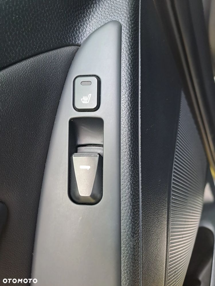 Hyundai ix35 2.0 CRDi 4WD Automatik Premium - 20