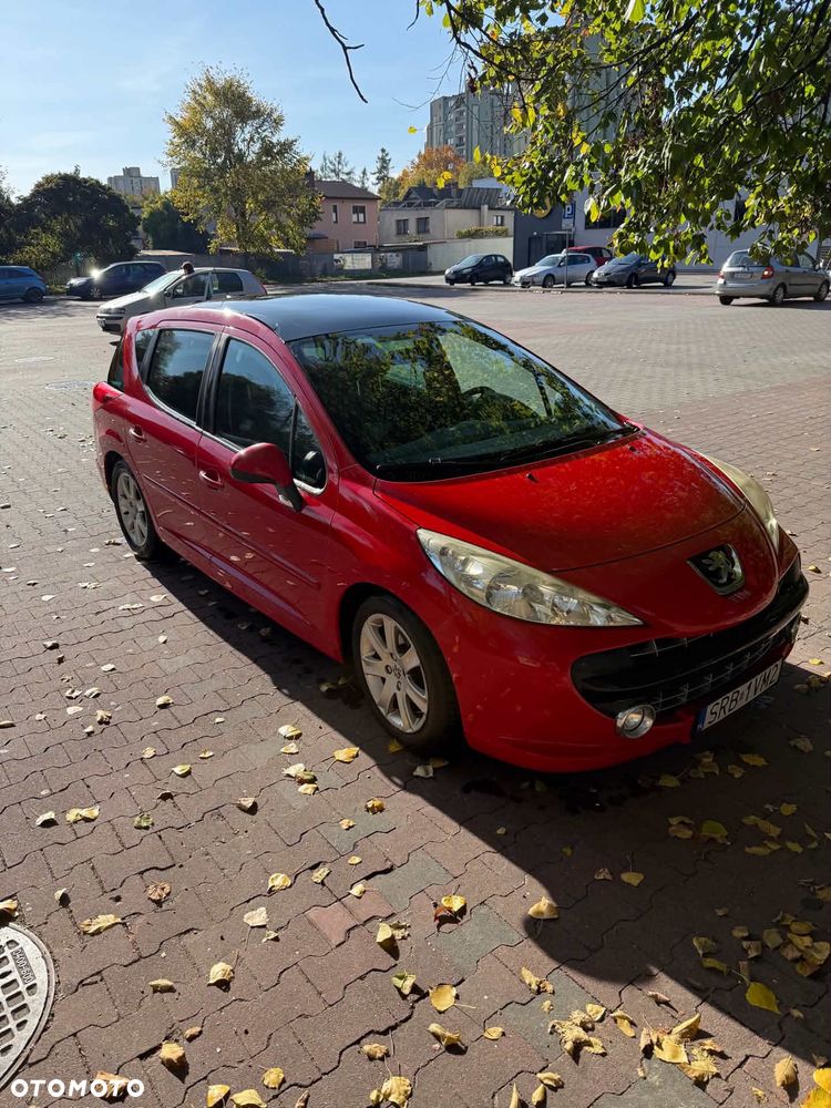 Peugeot 207 2009 photo 2
