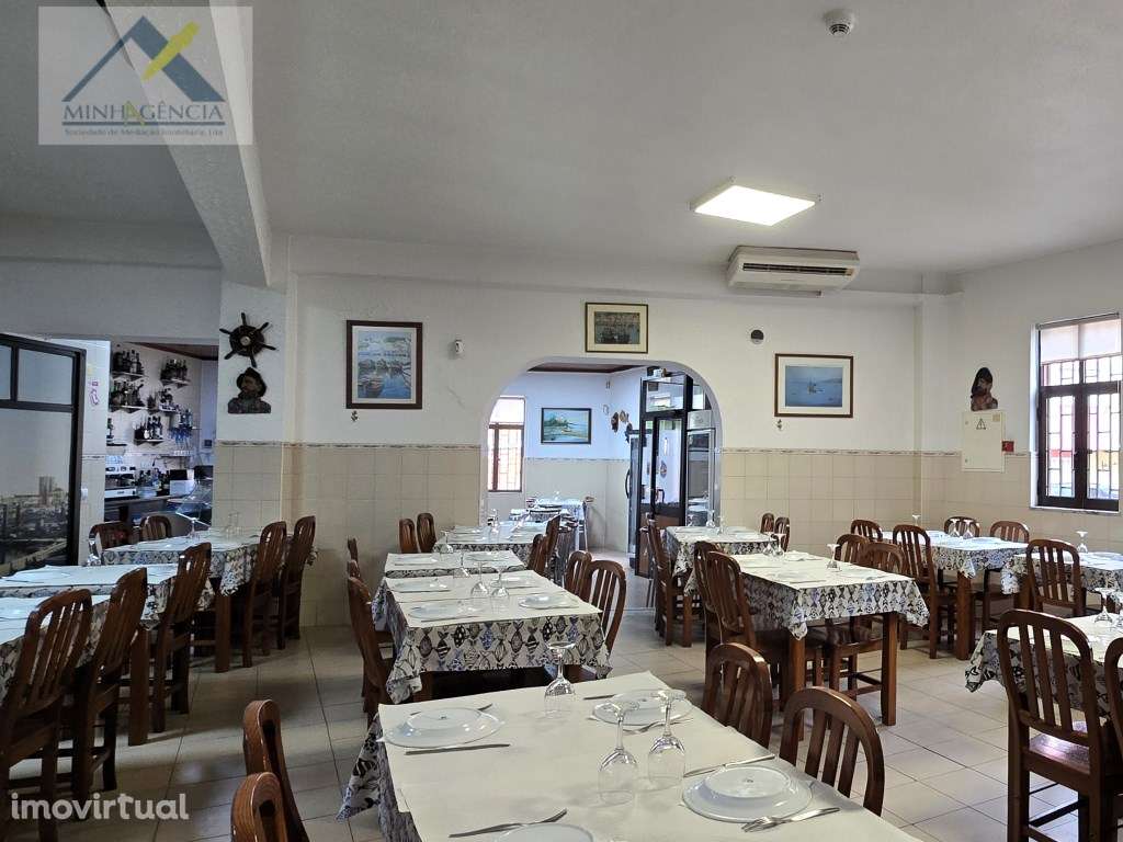 Restaurante em pleno funcionamento em Setúbal - Grande imagem: 5/17