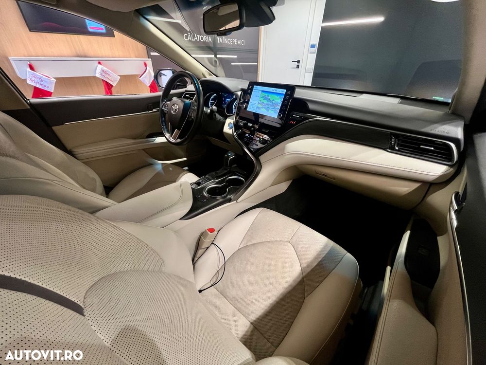 Toyota Camry 2.5 Hybrid Exclusive - 13