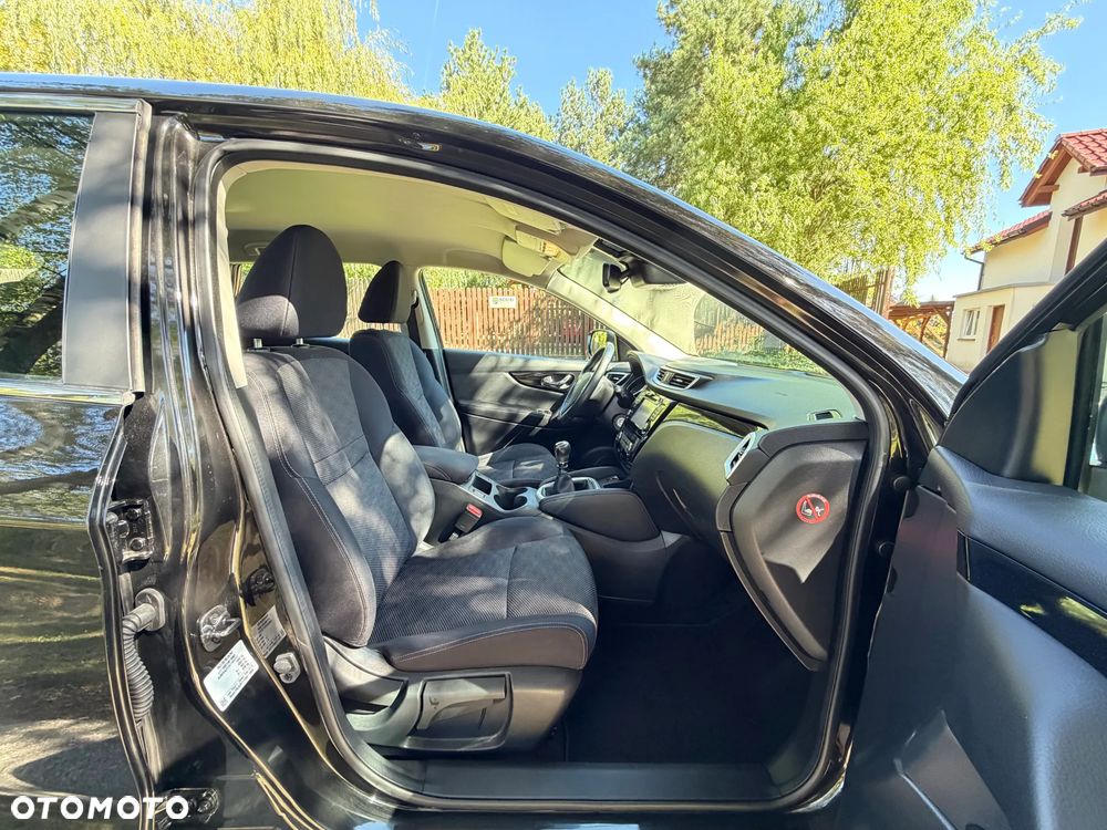 Nissan Qashqai 1.2 DIG-T Tekna+ - 26