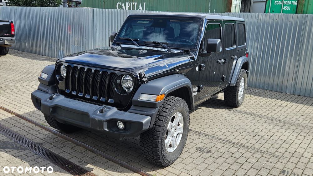 Jeep Wrangler - 3