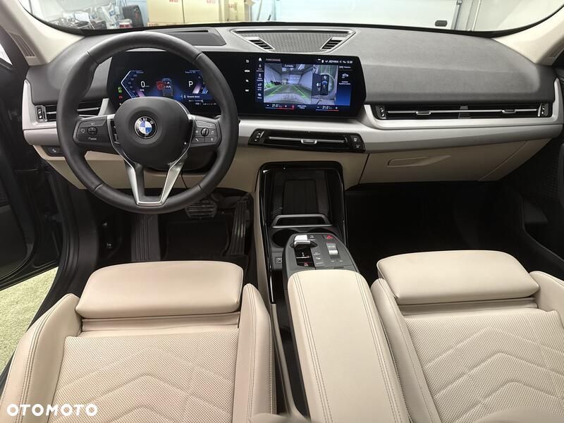 BMW X1 xDrive23d mHEV - 21