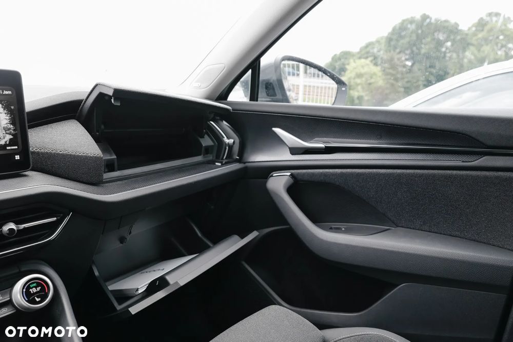 Skoda Kodiaq 2.0 TDI 4x4 Selection DSG - 33