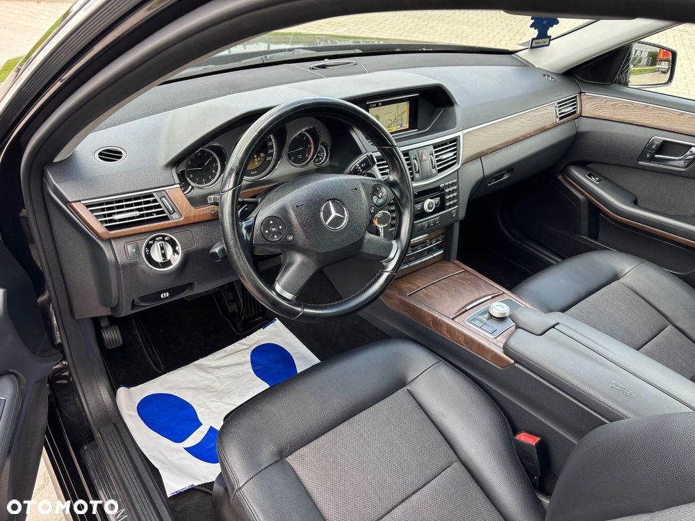 Mercedes-Benz Klasa E 220 CDI 7G-TRONIC Avantgarde - 15