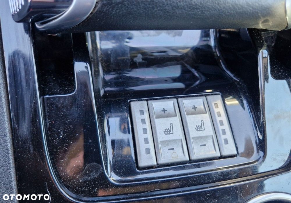 Ford S-Max 2.0 TDCi DPF Titanium - 23