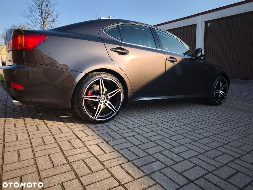 Lexus IS 250 Executive Line - 10