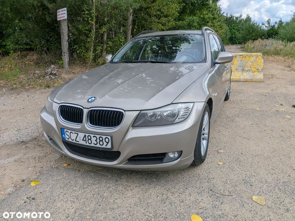 BMW Seria 3 318d DPF - 1