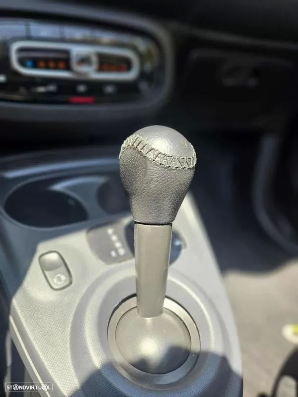 Smart Fortwo Cabrio 1.0 71 Passion Aut. - 2