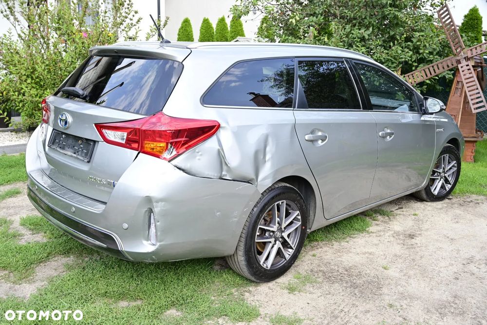 Toyota Auris - 4