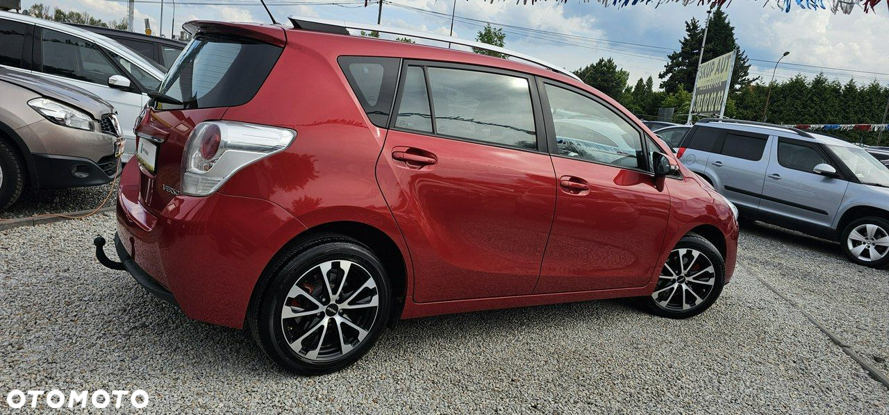 Toyota Verso - 8