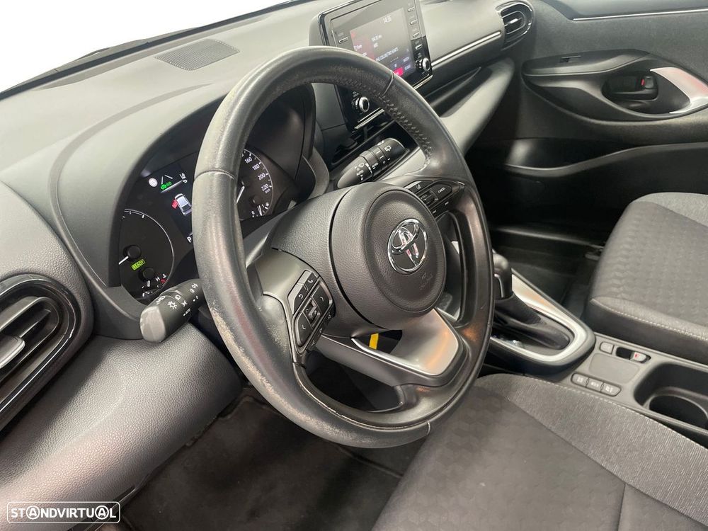 Toyota Yaris - 7