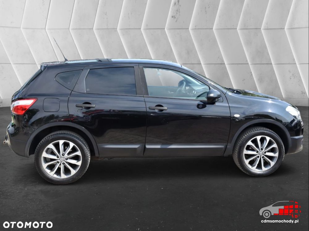 Nissan Qashqai - 11