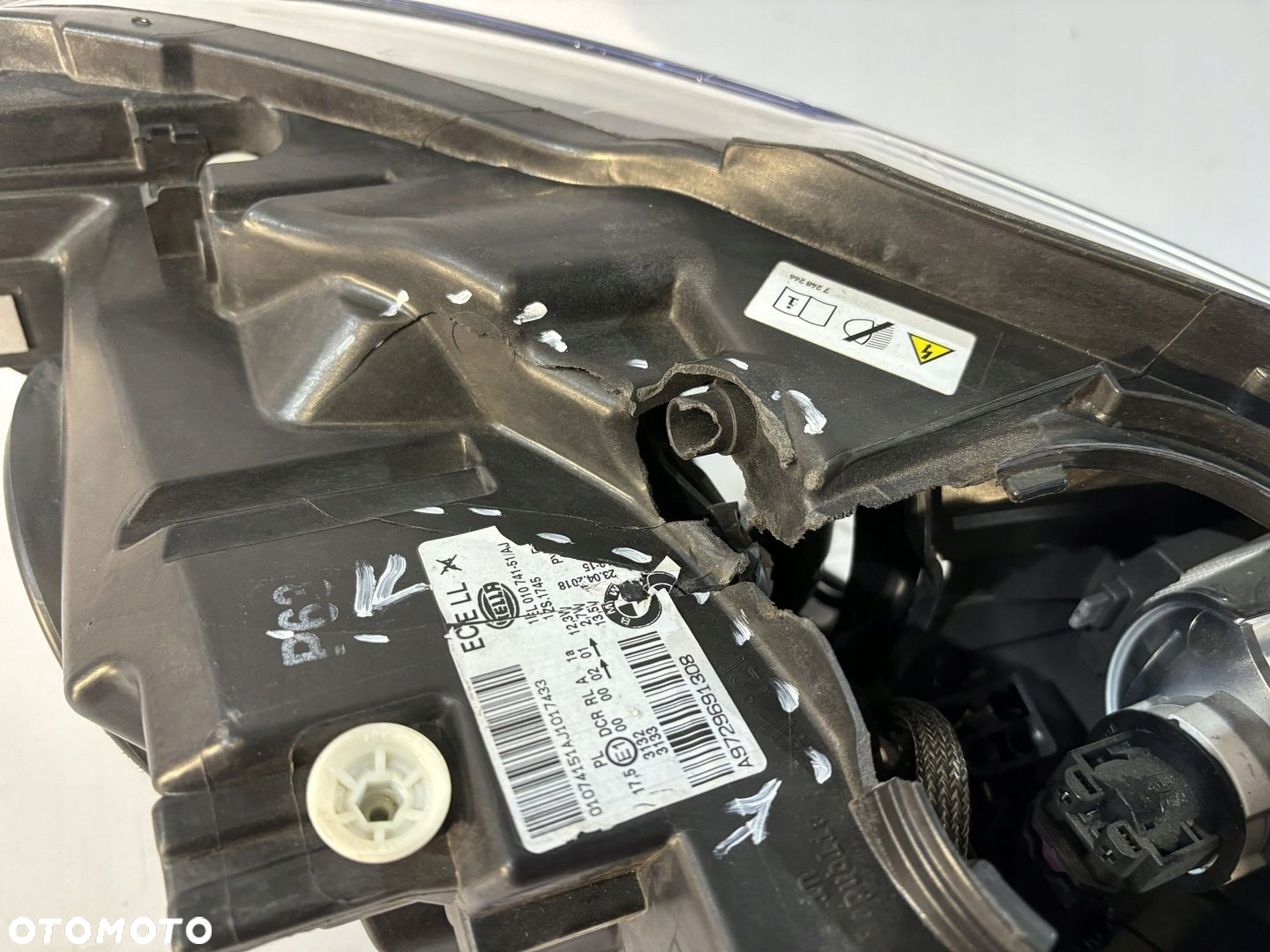 BMW 1 F20 F21 Lampa Bi-xenon Lewa - 17302 - 6