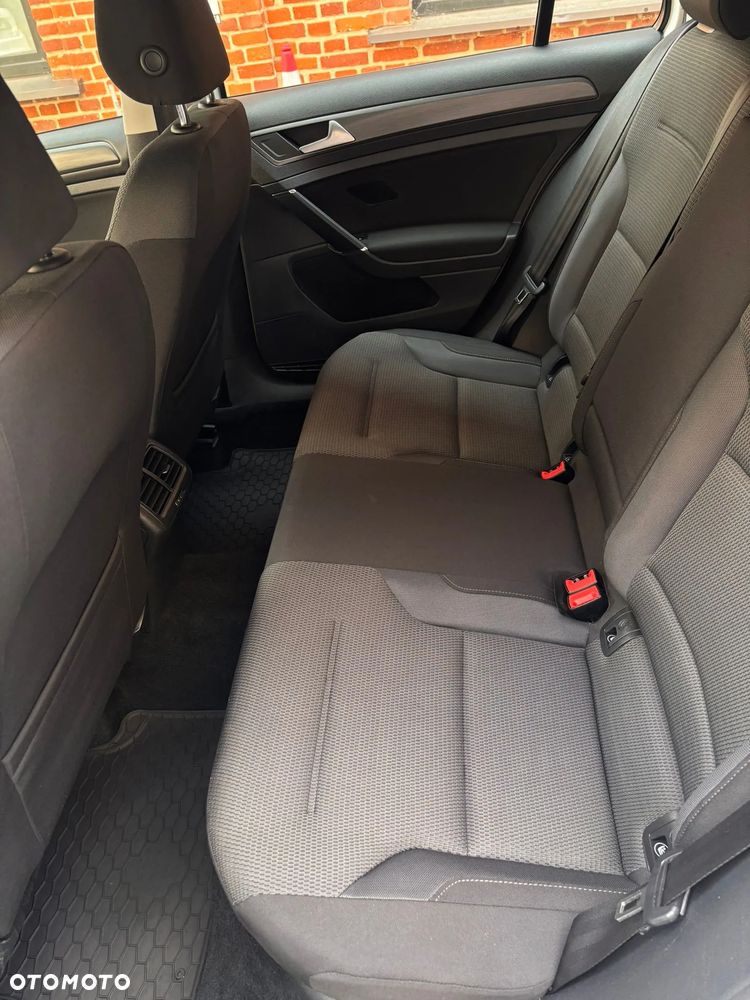 Volkswagen Golf 1.6 TDI BMT Comfortline - 16