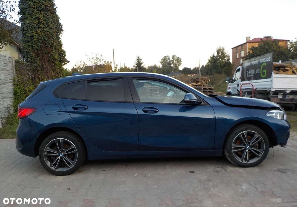 BMW Seria 1 - 22