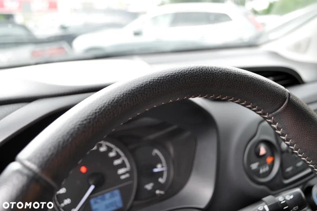 Toyota Yaris - 26