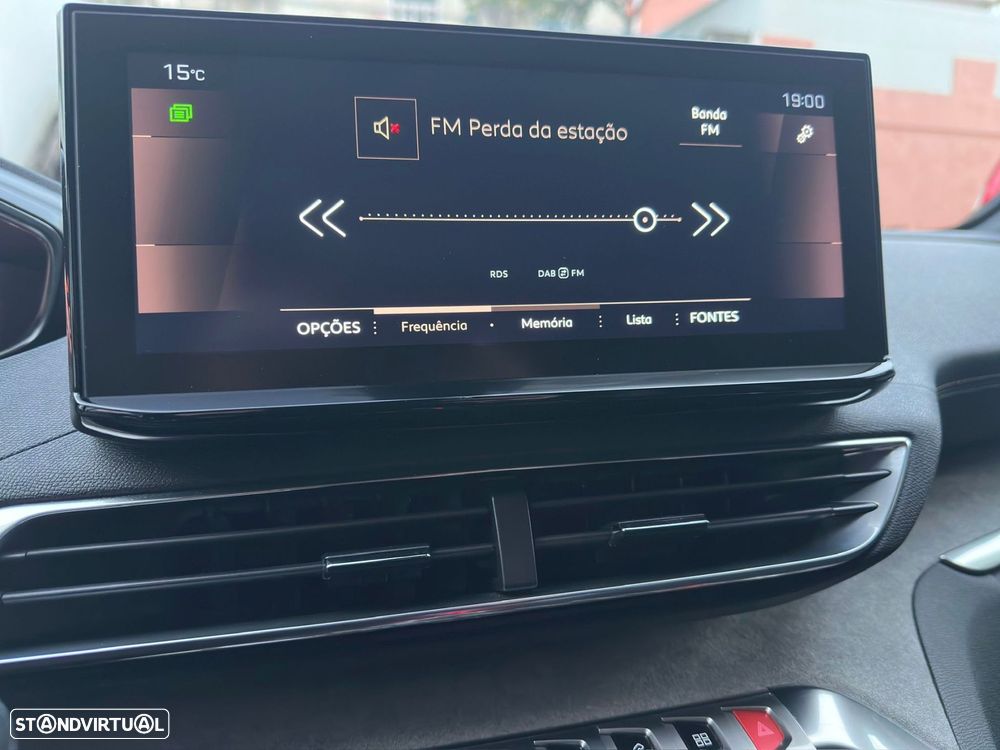 Peugeot 5008 1.2 PureTech GT EAT8 - 22