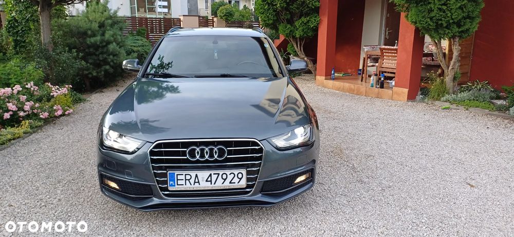 Audi A4 Avant 2.0 TDI Sport S tronic - 2