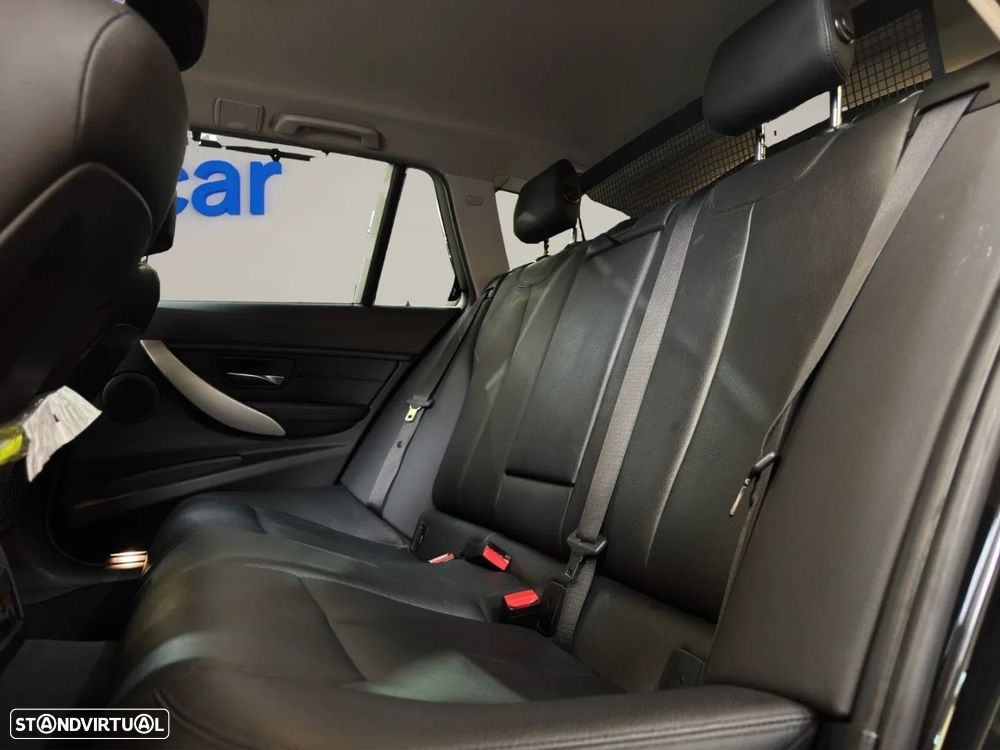 BMW 318 d Advantage - 19