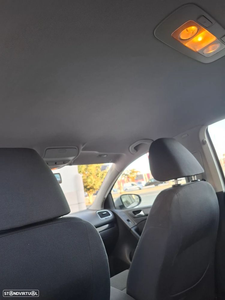 VW Golf - 16