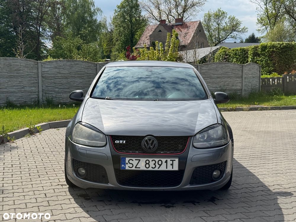 Volkswagen Golf 2.0 GTI - 2