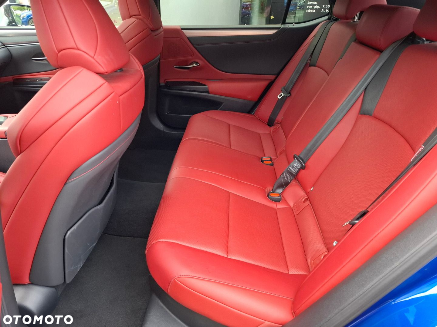 Lexus ES 300h F Sport Edition - 18