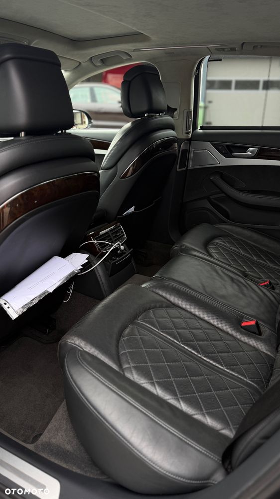 Audi A8 4.2 TDI Quattro - 11