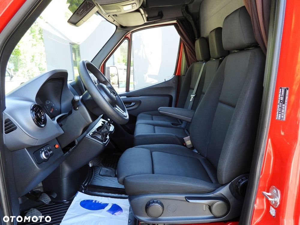 Mercedes-Benz SPRINTER 316  8 PALET PLANDEKA WINDA TEMPOMAT KLIMATYZACJA  160KM - 29