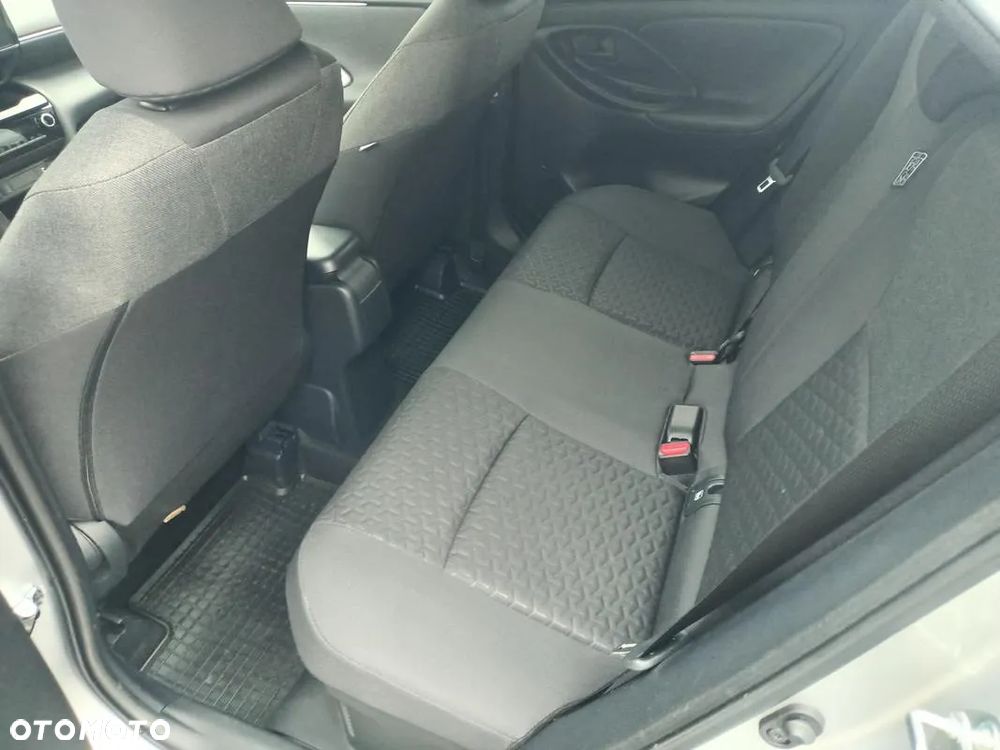 Toyota Yaris Cross - 19