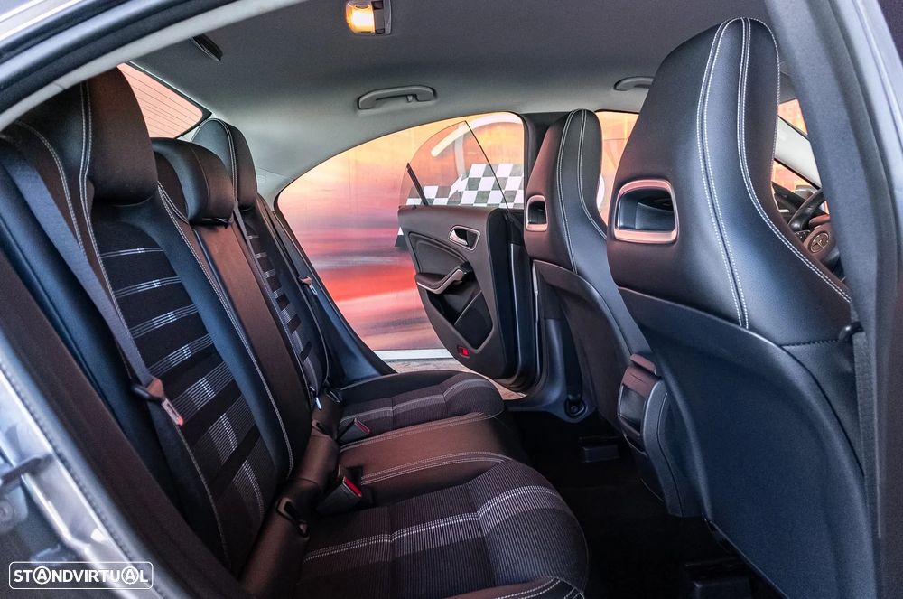 Mercedes-Benz CLA 200 d Urban Aut. - 23