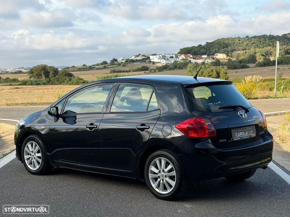 Toyota Auris 1.4 VVT-i AC foto 3