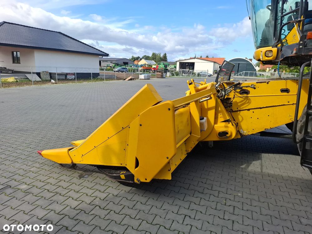 New Holland 8-75 2012 Rok, Przystawka do kukurydzy , Nie malowana,  Stan Idealny - 18